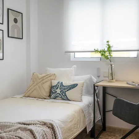 Pink Medsea Apartment *