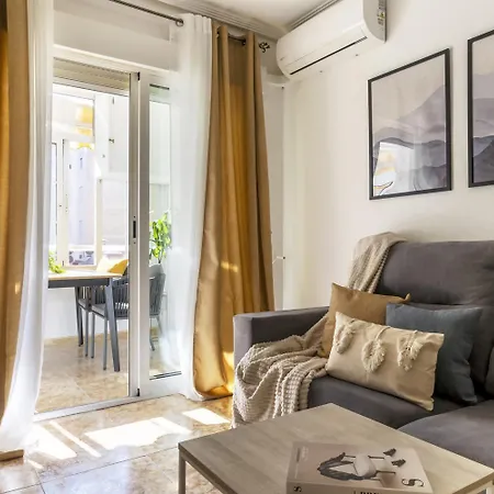 Apartamento Pink Medsea-amplio Apto Junto A La Playa Del Cura Torrevieja