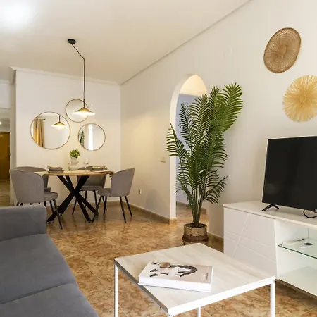 Pink Medsea-amplio Apto Junto A La Playa Del Cura Apartamento *